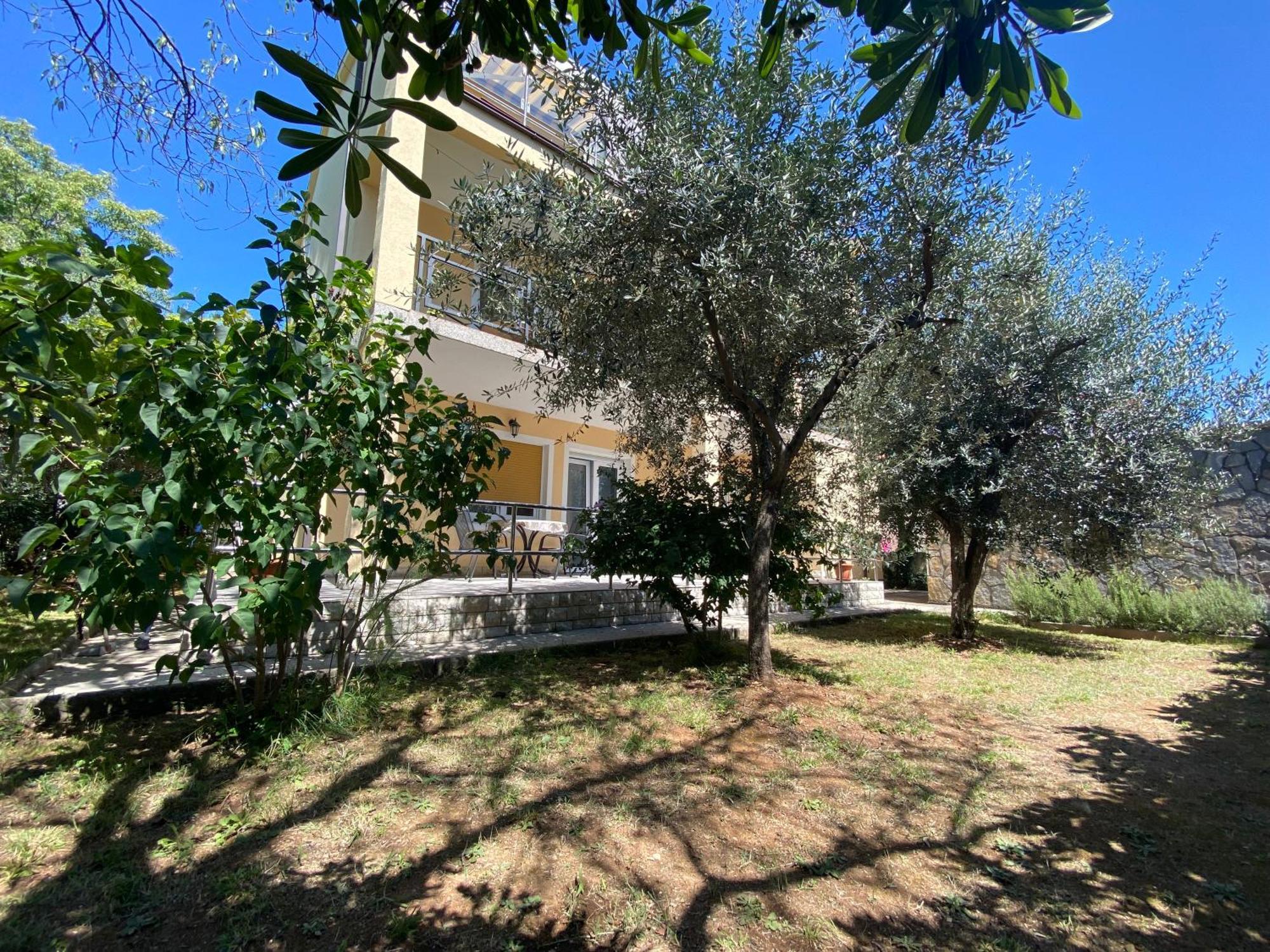 Apartments Topic & Krk Central Location Krk Town Exterior foto